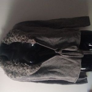 Girl planet grey sweater Small